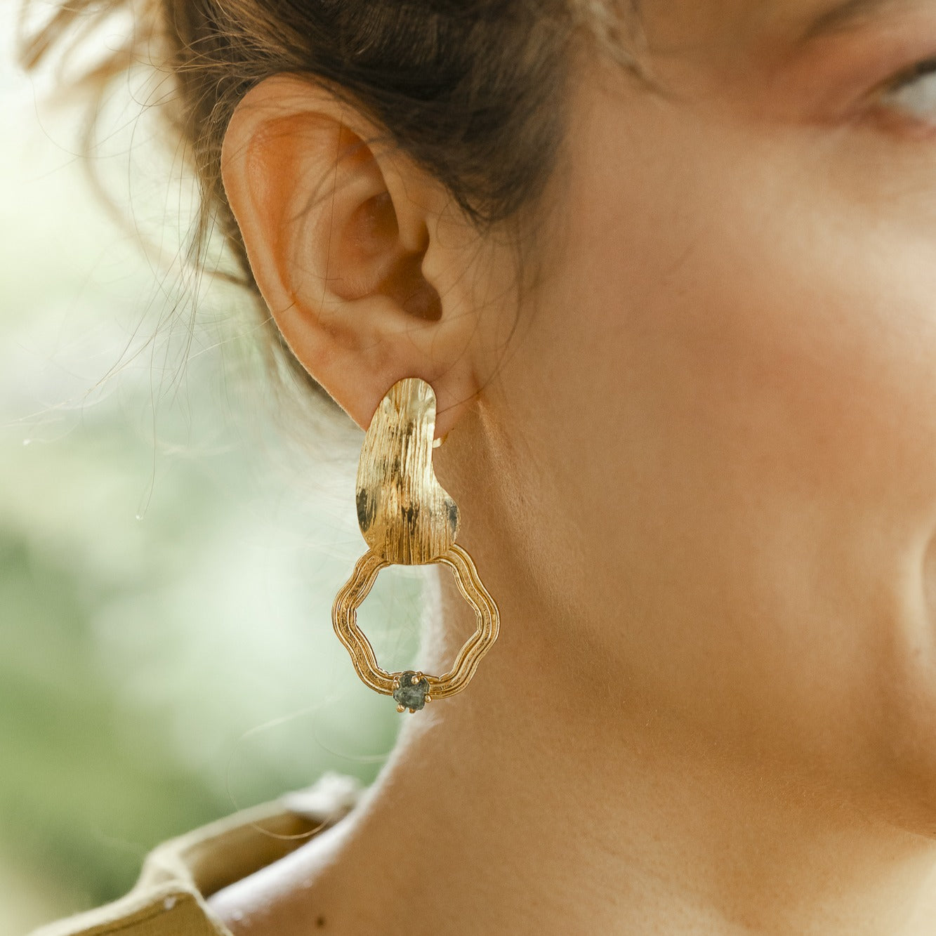 Aretes Emblema